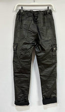 VENTI6 PU COATED CRINKLE JOGGER CARGO PANTS - BLACK