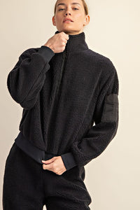 MICRO SHERPA QUARTER ZIP JACKET - BLACK