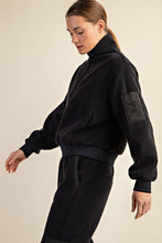 MICRO SHERPA QUARTER ZIP JACKET - BLACK