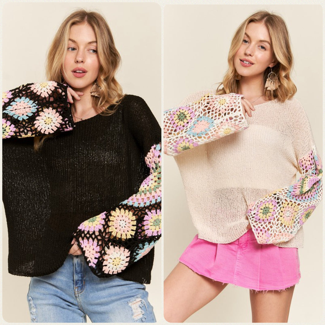 MULTI COLOR CROCHET SLEEVE LOOSE TOP - BLACK OR BEIGE