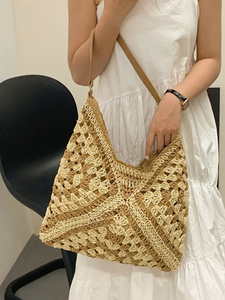 Woman’s Straw Tote Bag Brown/Natural or Blk/Natural