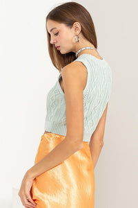 CABLE KNIT CROP SLEEVELESS TOP - MINT