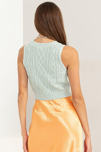 CABLE KNIT CROP SLEEVELESS TOP - MINT