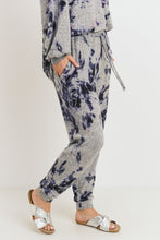 TIE-DYE CASHMERE BRUSHED JOGGERS WITH AN ELASTICIZED DRAWSTRING WAIST, SEAM POCKETS AND BANDED ANKLE CUFFS - GREY/NAVY