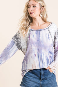 TIE DYE KNIT TOP WITH PRINT BLOCK SHOULDER AND JACQUARD TAPE - LAVENDER/BLUE