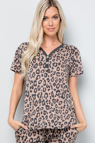 Leopard print short sleeve button detail at front - Mocha