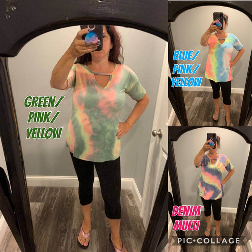 SHORT SLEEVE TIE DYE PRINT KEYHOLE TOP - ASSORTED COLORS