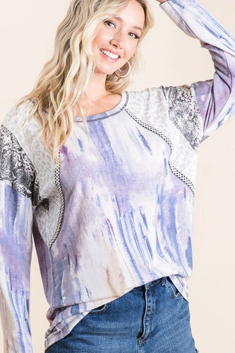 TIE DYE KNIT TOP WITH PRINT BLOCK SHOULDER AND JACQUARD TAPE - LAVENDER/BLUE