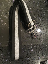 METALLIC ZIPPER NEOPRENE MESSENGER