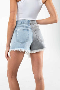 Ceros Mid Rise Shorts