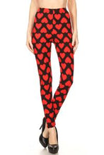 Queen Of Hearts Plus Leggings