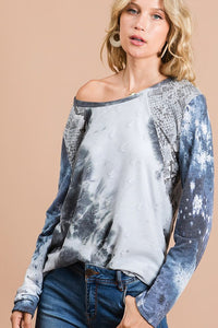 TIE DYE DISTRESSED KNIT TOP WITH LEOPARD SHOULDER BLOCK AND TIE DYE PRINT SLEEVES - CHARCOAL/BLUE MIX or CHARCOAL/RUST MIX