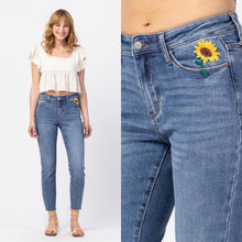 JUDY BLUE HI-RISE RELAXED SUNFLOWER EMBROIDERY