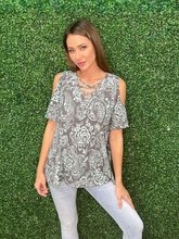 Plus Beautiful Geo Print Top with cold shoulders - Grey/Mint