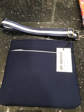 METALLIC ZIPPER NEOPRENE MESSENGER