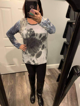 TIE DYE DISTRESSED KNIT TOP WITH LEOPARD SHOULDER BLOCK AND TIE DYE PRINT SLEEVES - CHARCOAL/BLUE MIX or CHARCOAL/RUST MIX