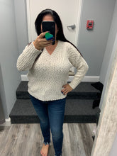 SOLID V-NECK SWEATER - IVORY